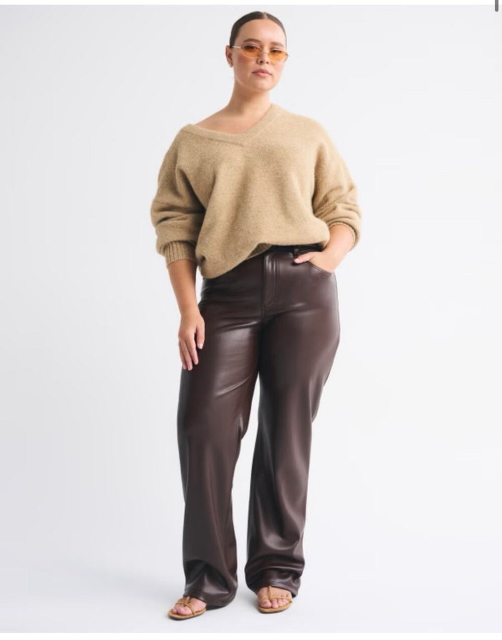 Abercrombie 90s Straight Vegan Leather Pants Womens 4 Red Brown Ultra High Rise